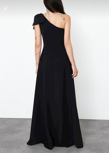 Siyah Drapeli Uzun Elbise - Görsel 4