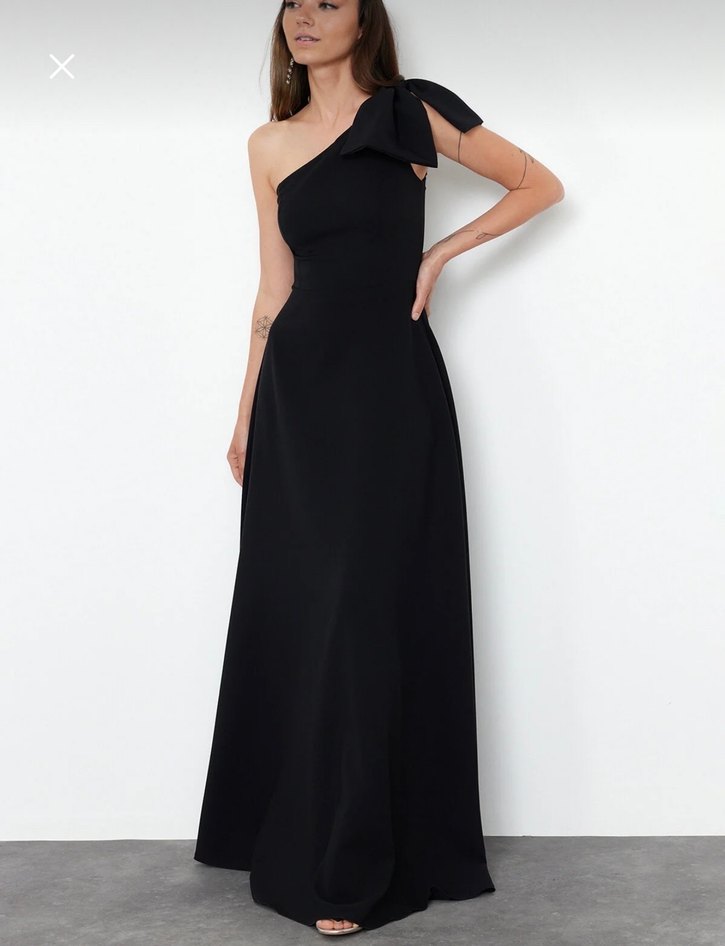 Siyah Drapeli Uzun Elbise - Görsel 3