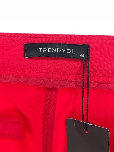 40 Beden kırmızı Renk Trendyol & Milla Kumaş Pantolon %70 İndirimli.
