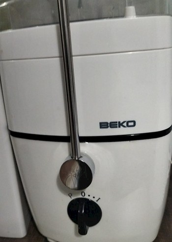  Beden BEKO Beyaz ve Gri Katı Meyve Sıkacağı