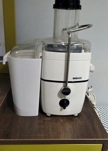 BEKO Beyaz ve Gri Katı Meyve Sıkacağı