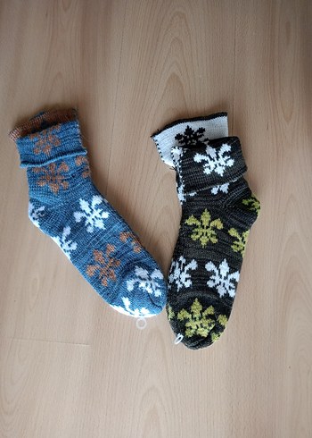 çok şık spor çoraplar adeti 100 TL'dir - Görsel 2