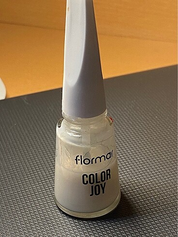 Flormar Fne Oje temiz görünümlü
