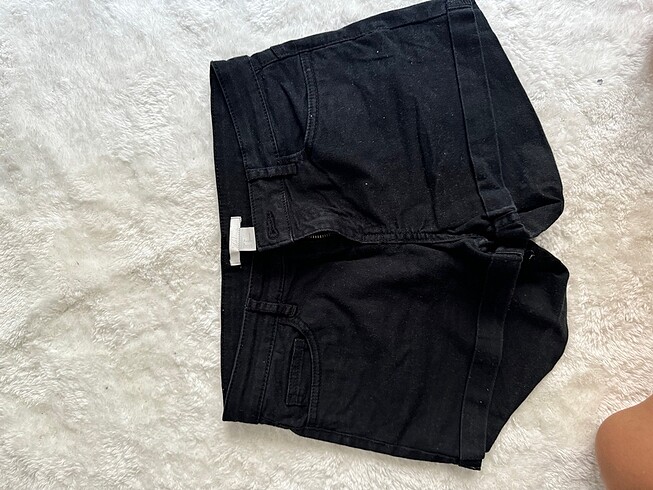 H&M şort