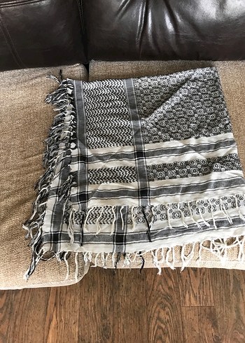 Gri Desenli Kadın Şal - Görsel 3