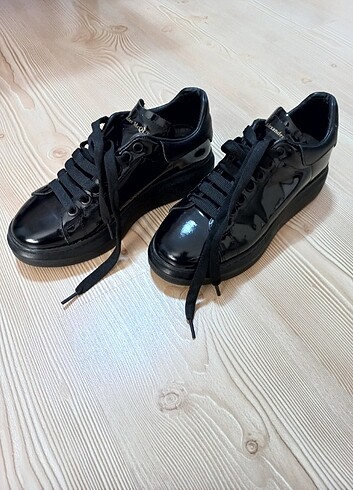 39 Beden alexander mcqueen ayakkabı 
