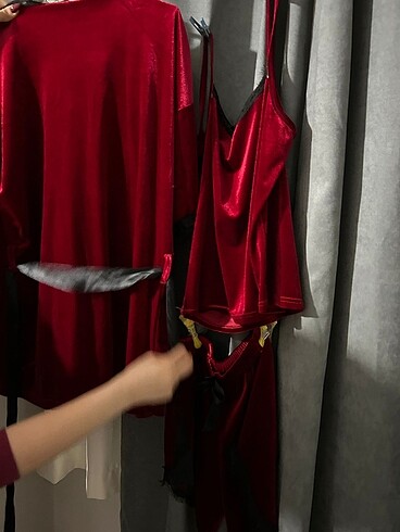 s Beden bordo Renk Bordo gecelik takımı