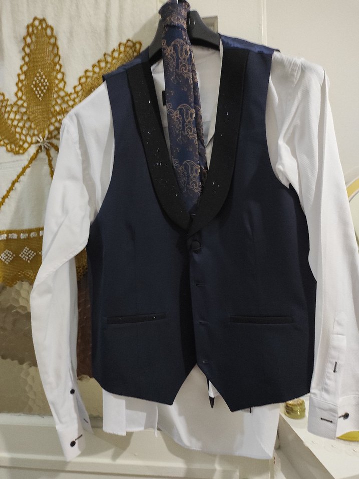 Düğmeli uzun  Kollu Erkek Gömlek - Görsel 2