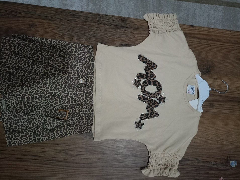 Kız Çocuk Leopar Desenli Kemerli Tişört - Görsel 3