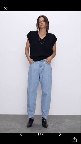 Zara Slouchy Jean