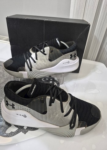 Gri Under Armour Erkek Koşu ve Antrenman Ayakkabısı - Görsel 2