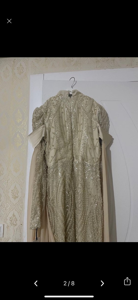 Bej Uzun Kollu Drapeli kiralık Kadın Abiye Elbise - Görsel 2