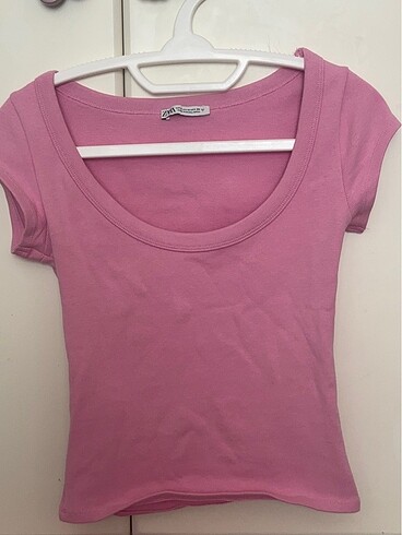 Zara pembe tshirt