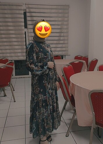 38 Beden Şifon astarlı elbise