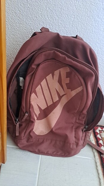 SIRT ÇANTASI NİKE