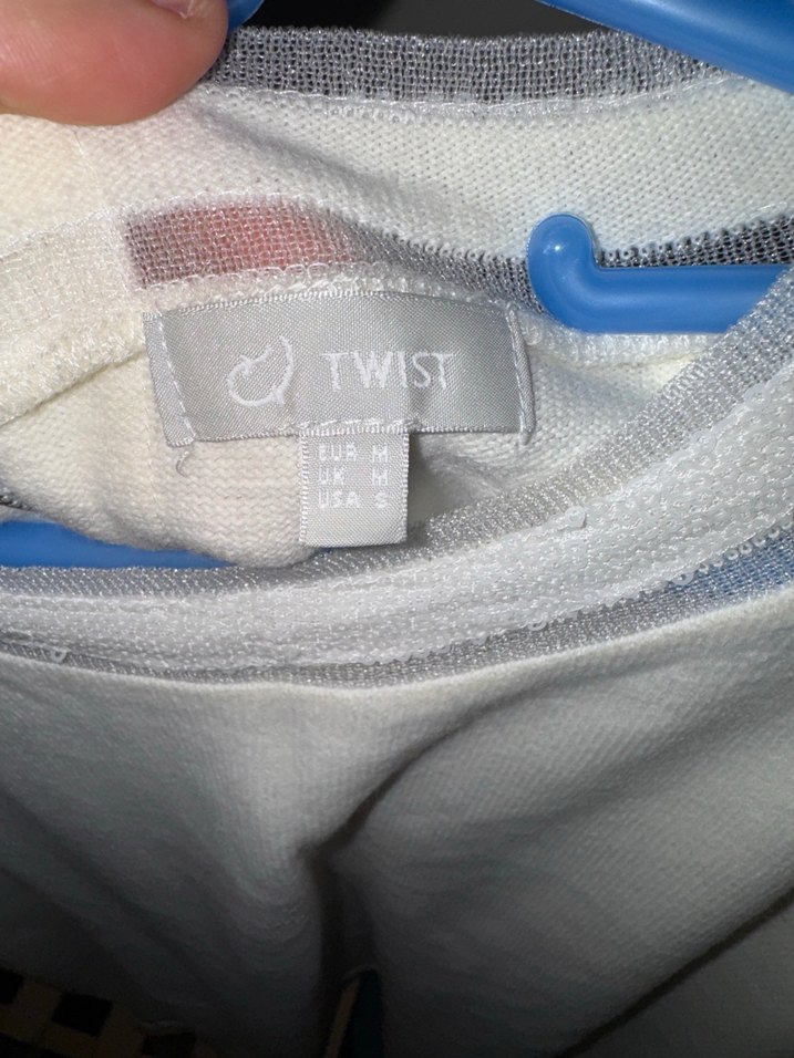 Twist Beyaz Pullu Bluz - Görsel 4