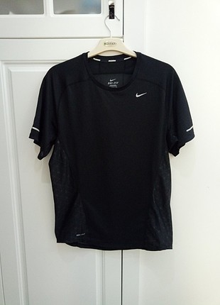 Nike tşört