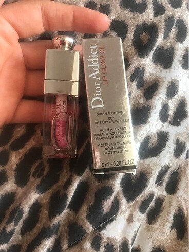 Dior dudak bakım yağı