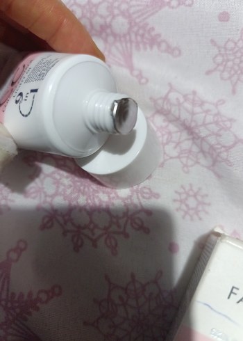 Farmasi CC Krem - Açık Ton02 - Görsel 3