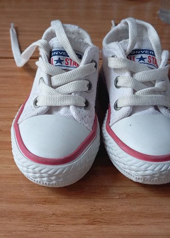 21 Beden Beyaz Converse Unisex Çocuk Spor Ayakkabı