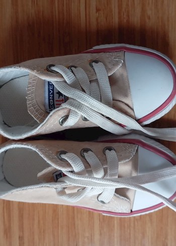 21 Beden Bej convers bebek ayakkabı