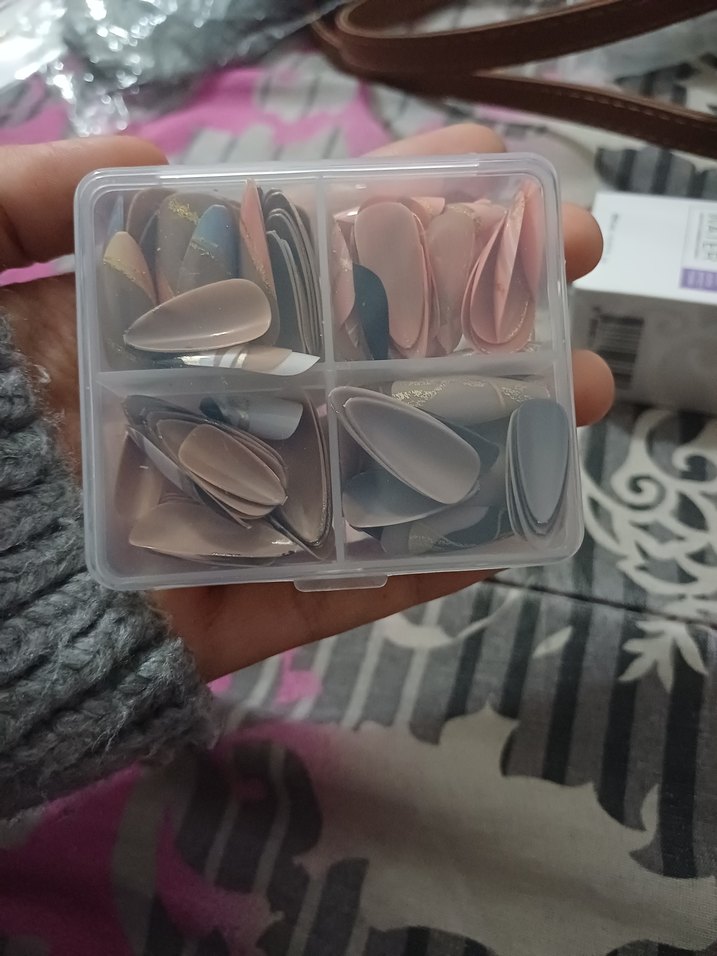 Pastel Renkli Tırnak Süslemeleri Seti - Görsel 3