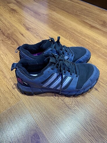 Adidas Adidas su geçirmez spor ayakkabı