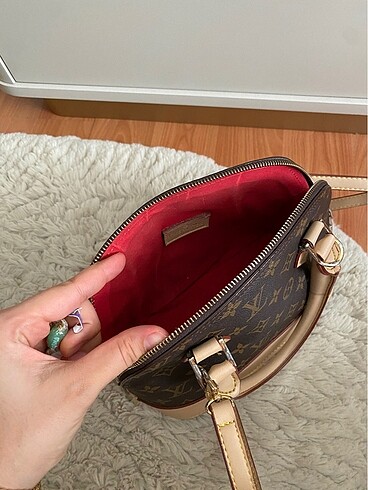 Louis Vuitton lv çanta