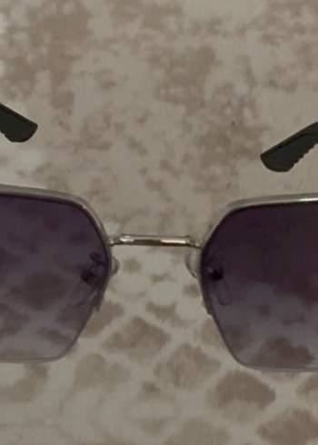 Rayban orijinal güneş gözlüğü