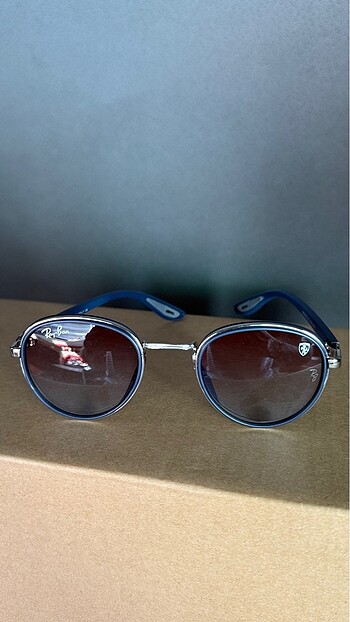 Rayban orjinal güneş gözlüğü