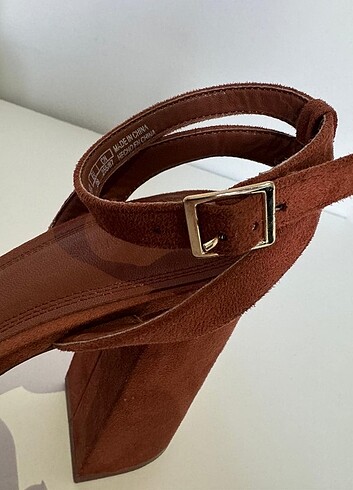 Stradivarius Stradivarius topuklu ayakkabı