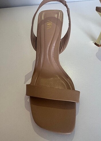 39 Beden Zara topuklu sandalet 