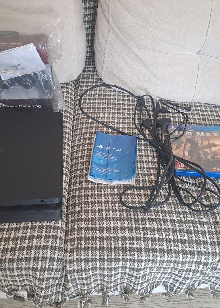 Ps 4  konsolosu - Görsel 3
