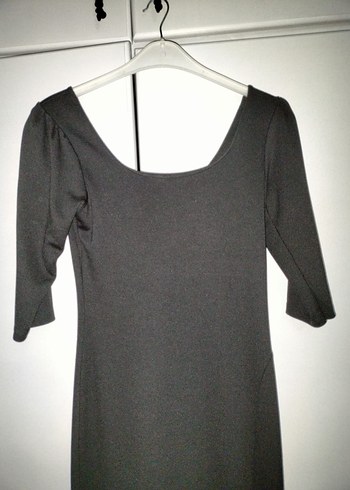 V Yakalı Siyah Midi Kadın Elbise - Görsel 2