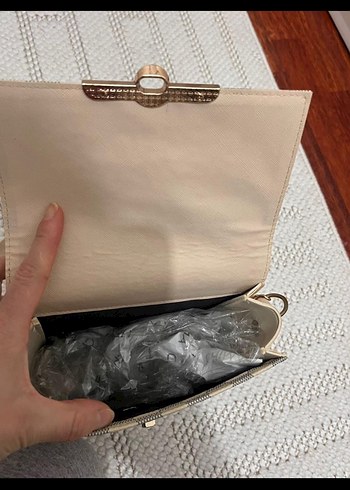 Klasik Beyaz Kareli Deri Kadın Çanta - Görsel 3