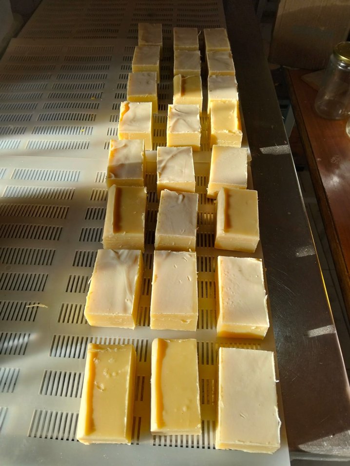 Doğal El Yapımı Sabun Tanesi 150 tl - Görsel 2