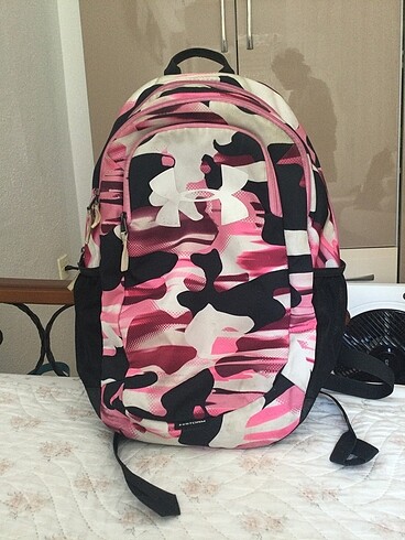 Sırt çantası - Görsel 2
