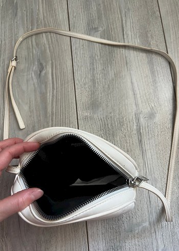 Pull and Bear Minimalist Beyaz Deri Kadın Çanta