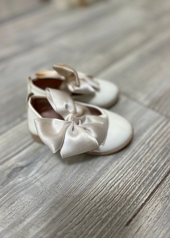 Klasik Beyaz Kız Çocuk Babet Ayakkabı - Görsel 2