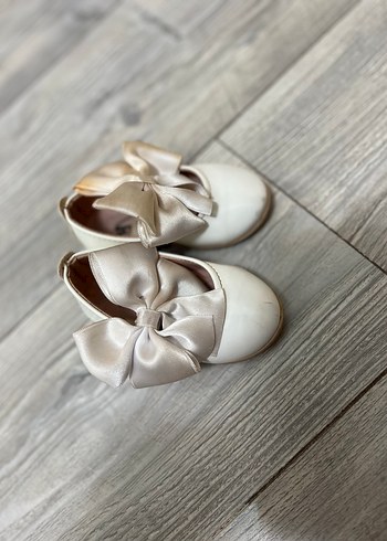 Klasik Beyaz Kız Çocuk Babet Ayakkabı - Görsel 3