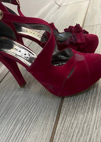 Kırmızı Süet Fiyonklu Yüksek Topuklu Kadın Ayakkabı - Görsel 7