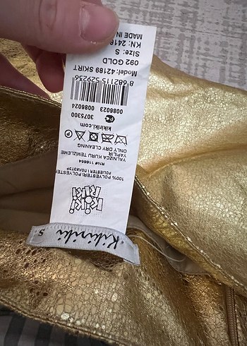 Altın Renk Parlak Mini etek - Görsel 4