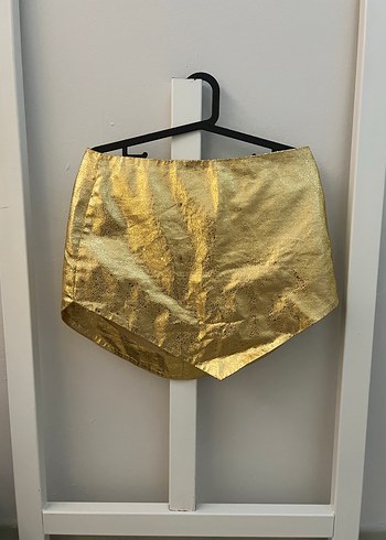 Altın Renk Parlak Mini etek - Görsel 3