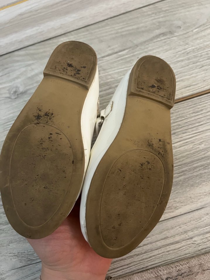 Kız Çocuk Beyaz Tokalı Babet Ayakkabı - Görsel 3