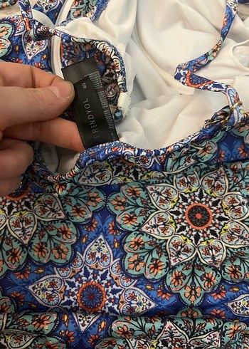 Bohem Desenli Fermuarlı Kadın Mayo - Görsel 4