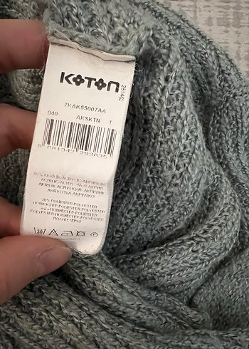 Gri Kadın Örgü Atkı - Görsel 2