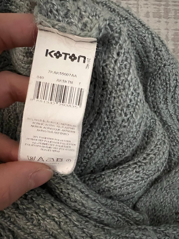 Gri Kadın Örgü Atkı - Görsel 2