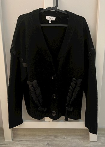 Kadın Siyah Örgü Düğmeli Hırka - Görsel 2