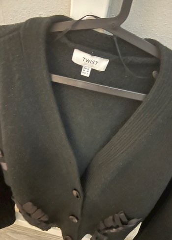 Kadın Siyah Örgü Düğmeli Hırka - Görsel 3