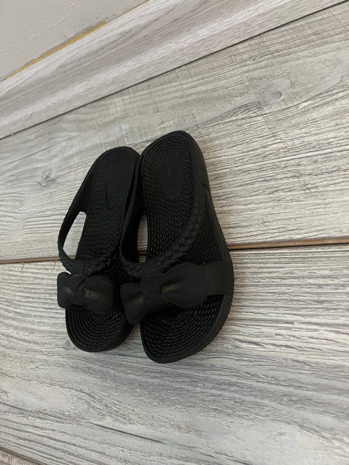 Siyah Fiyonklu Kadın Dolgu Topuk Terlik - Görsel 2